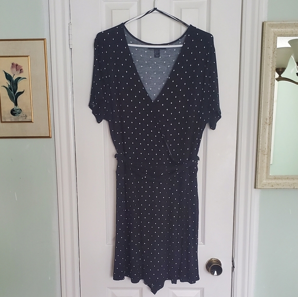 Forever 21 Romper - Picture 2 of 5